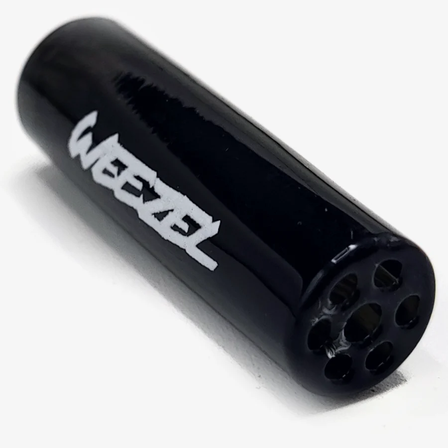 WEEZEL Flow Tip Spiralfilter Midnight Smoker in schwarz weiß, schräge Ansicht