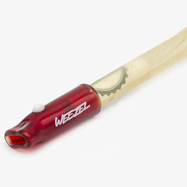 WEEZEL Regular Size Glas-Tip "Nikolaus" in Rot mit weißer Perle, für Joints und Zigaretten, auf einem Joint, Detailansicht schräg