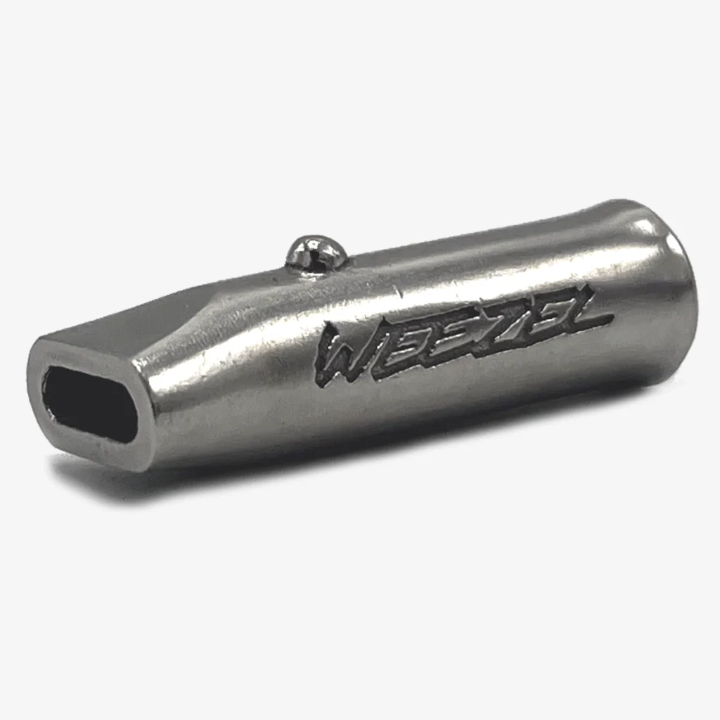 WEEZEL Chrom-Mundstück seitlich, Logo Seite, schräge Ansicht, Öffnung für Mund