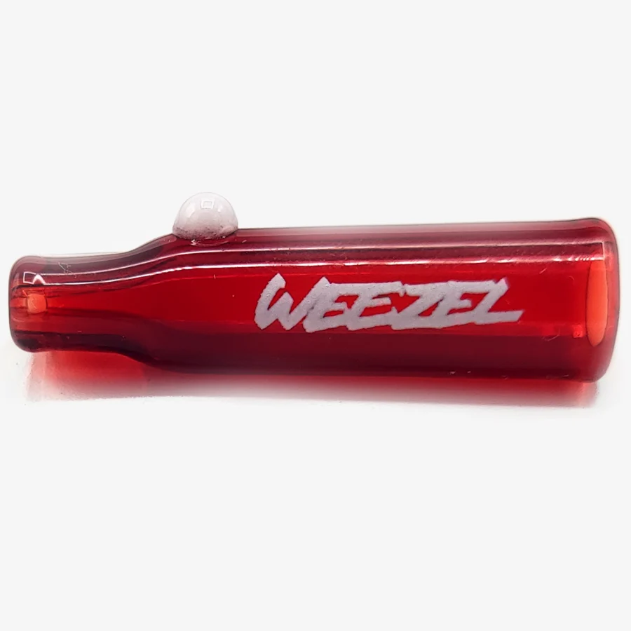 Rotes Glasmundstück für Joints, mit weißer Perle und weißem WEEZEL Logo von der Seite